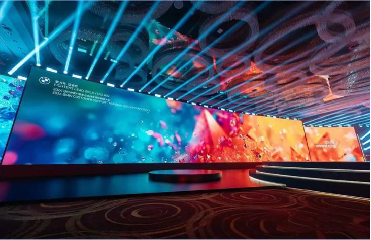 A New Chapter in the Encapsulation of LED Displays: What's the Difference between SMD and COB Technologies?